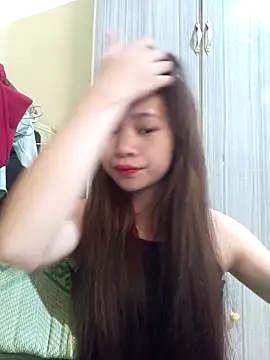 Snapshot of Mayy1 chatting on 10-04-25, 03:15 Mayy1 online show from 10-04-25, 03:15