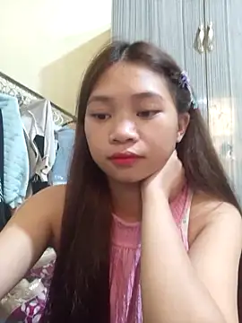 Snapshot of Mayy1 chatting on 10-15-25, 02:11 Mayy1 online show from 10-15-25, 02:11