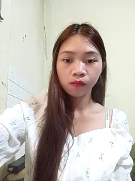 Snapshot of Mayy1 chatting on 10-16-25, 02:01 Mayy1 online show from 10-16-25, 02:01