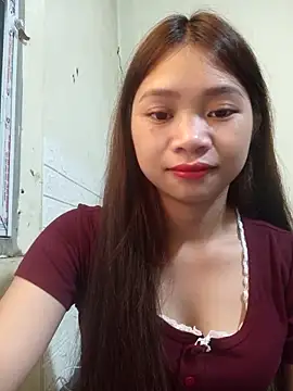 Snapshot of Mayy1 chatting on 10-17-25, 02:37 Mayy1 online show from 10-17-25, 02:37