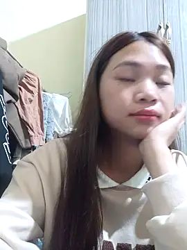 Snapshot of Mayy1 chatting on 10-20-25, 12:11 Mayy1 online show from 10-20-25, 12:11