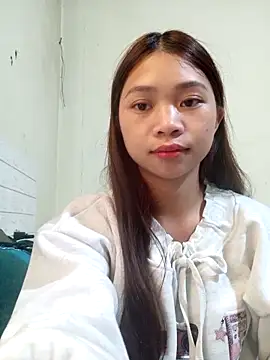 Snapshot of Mayy1 chatting on 10-22-25, 02:56 Mayy1 online show from 10-22-25, 02:56