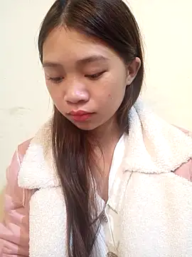 Snapshot of Mayy1 chatting on 10-23-25, 01:38 Mayy1 online show from 10-23-25, 01:38