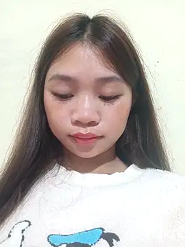 Snapshot of Mayy1 chatting on 10-25-25, 01:46 Mayy1 online show from 10-25-25, 01:46