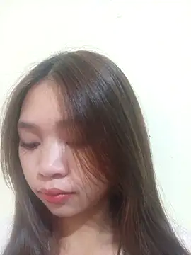 Snapshot of Mayy1 chatting on 10-30-25, 12:01 Mayy1 online show from 10-30-25, 12:01