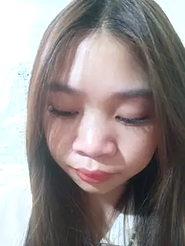 Snapshot of Mayy1 chatting on 11-07-25, 12:43 Mayy1 online show from 11-07-25, 12:43