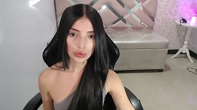 Snapshot of cynthia_ch chatting on 10-03-25, 10:07 cynthia ch online show from 10-03-25, 10:07