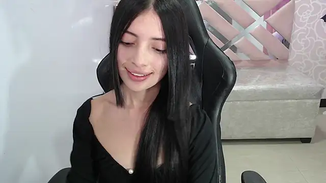 Snapshot of cynthia_ch chatting on 10-30-25, 03:08 cynthia ch online show from 10-30-25, 03:08