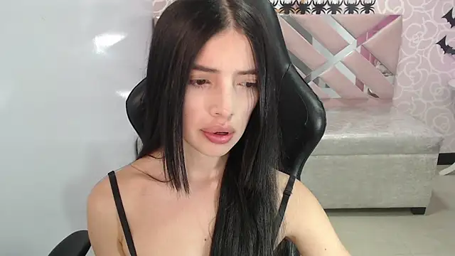 Snapshot of cynthia_ch chatting on 11-02-25, 03:42 cynthia ch online show from 11-02-25, 03:42