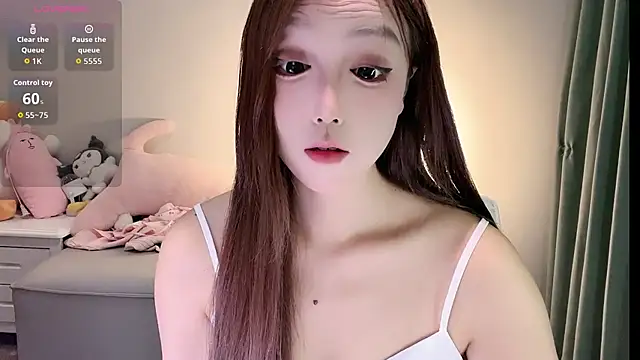 Snapshot of Luna--1 chatting on 07-13-26, 03:04 Luna--1 online show from 07-13-26, 03:04