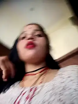 Snapshot of Mahek_love143 chatting on 05-30-26, 03:58 Mahek love143 online show from 05-30-26, 03:58