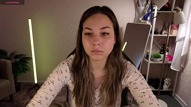 Al1ice Moures online show from 03-25-26, 09:37