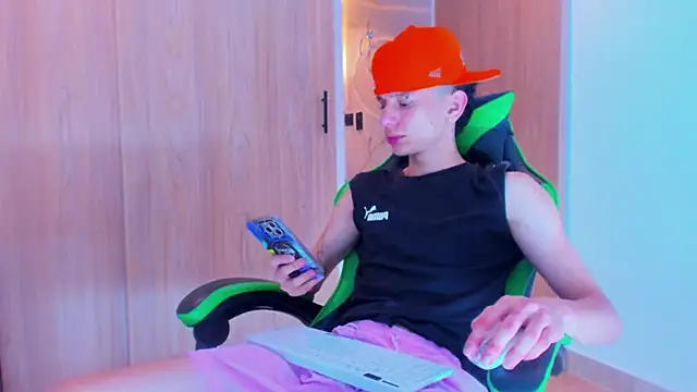 Skinny batman online show from 10-08-25, 11:35