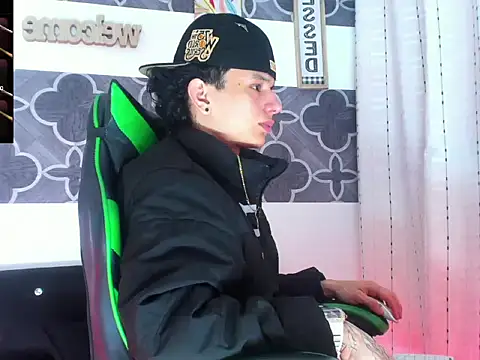 Skinny batman online show from 12-02-25, 11:00