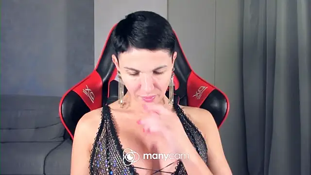 Angel iam online show from 05-08-26, 05:51