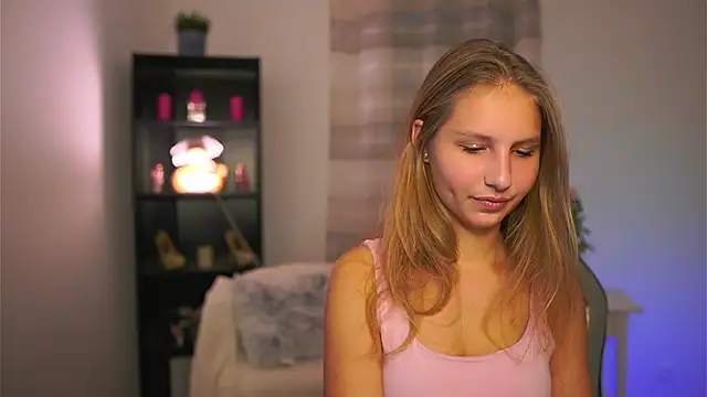 emmie murray online show from 11-15-25, 02:13