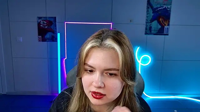 HaleySun online show from 10-02-25, 01:07