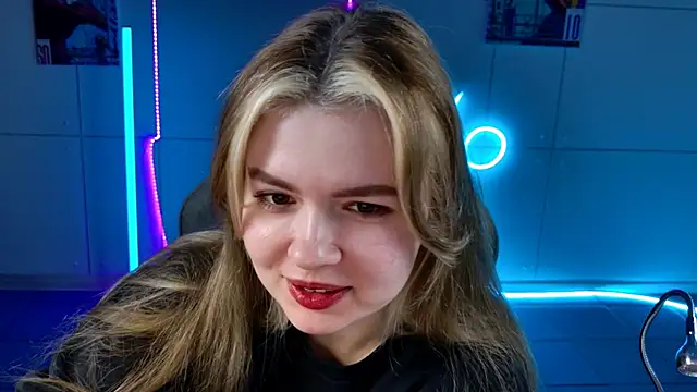 HaleySun online show from 10-03-25, 01:08