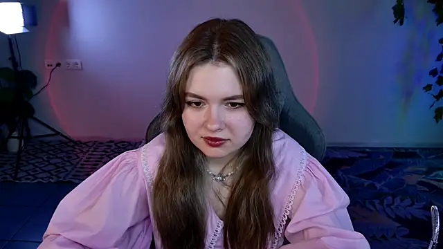 HaleySun online show from 10-07-25, 09:06