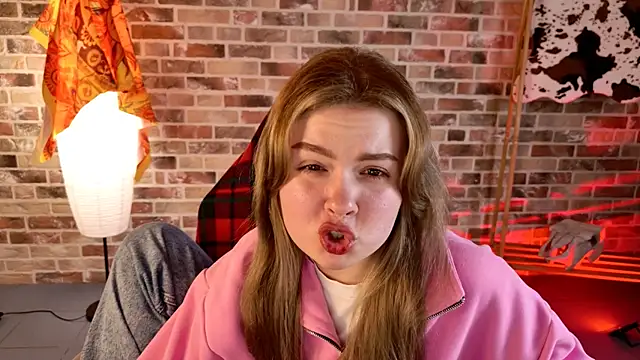 HaleySun online show from 10-13-25, 01:22