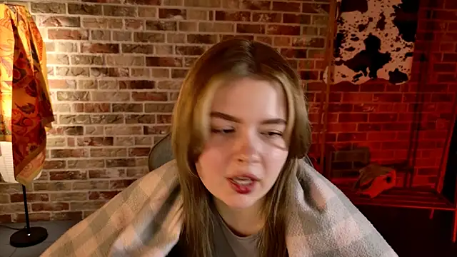 HaleySun online show from 10-25-25, 09:28