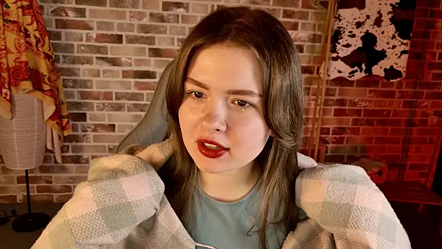 HaleySun online show from 10-29-25, 01:13