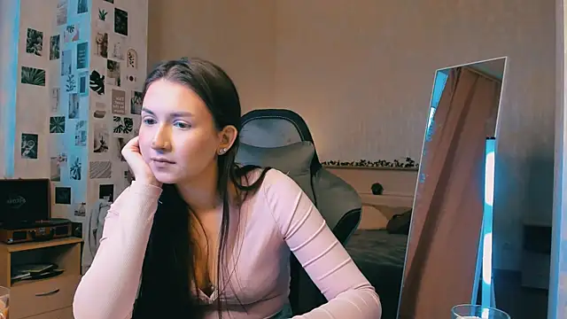 raviolly046 online show from 10-14-25, 12:28