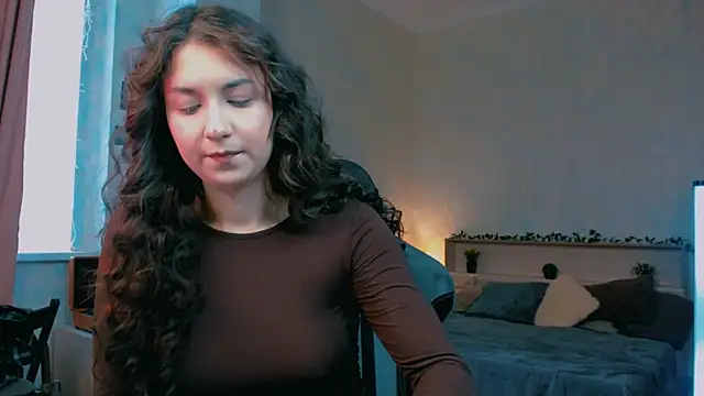 raviolly046 online show from 10-25-25, 10:23