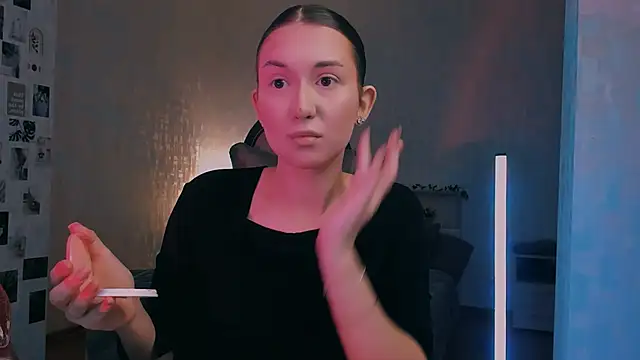 raviolly046 online show from 11-05-25, 09:53