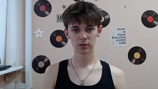 Snapshot of Hoot_Dude_ chatting on 10-09-25, 01:31 Hoot Dude online show from 10-09-25, 01:31