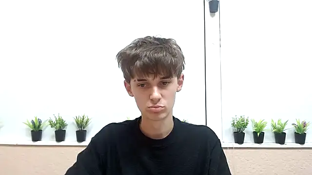 Snapshot of Hoot_Dude_ chatting on 10-17-25, 03:03 Hoot Dude online show from 10-17-25, 03:03