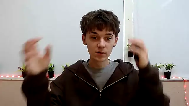 Snapshot of Hoot_Dude_ chatting on 11-03-25, 01:01 Hoot Dude online show from 11-03-25, 01:01