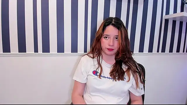 Dani Velasquez online show from 10-07-25, 02:58
