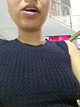 AriaBelles online show from 10-12-25, 12:04