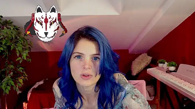 ChanelShy  online show from 10-04-25, 10:30