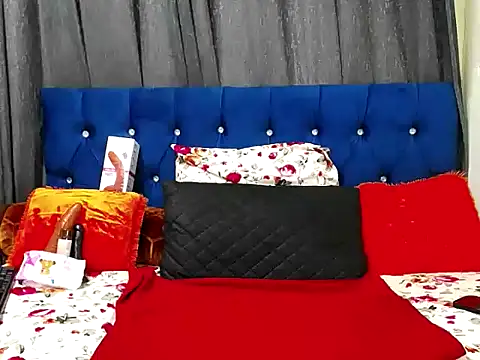 BustyBMWx online show from 10-04-25, 09:24