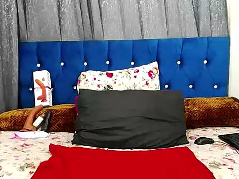 BustyBMWx online show from 10-29-25, 07:48