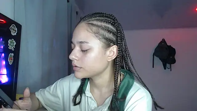 LittleCheerry69 online show from 11-28-25, 03:47