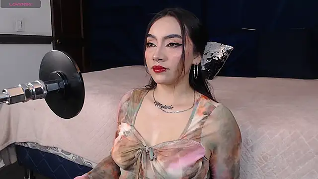 Brigith24 online show from 11-10-25, 03:05