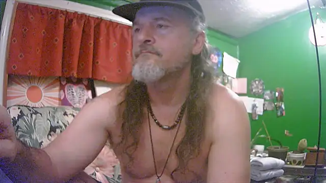 HippieDad333 online show from 06-25-26, 05:07