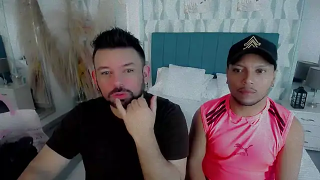 Snapshot of Max_Rivers chatting on 10-15-25, 04:56 Max Rivers online show from 10-15-25, 04:56