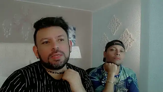 Snapshot of Max_Rivers chatting on 10-21-25, 07:20 Max Rivers online show from 10-21-25, 07:20