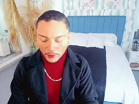 Snapshot of Max_Rivers chatting on 10-30-25, 04:52 Max Rivers online show from 10-30-25, 04:52