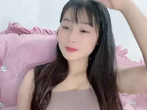 Snapshot of Lie_liee chatting on 11-05-25, 12:27 Lie liee online show from 11-05-25, 12:27