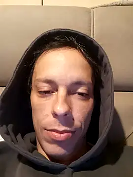 Snapshot of carv4lho chatting on 05-31-26, 06:10 carv4lho online show from 05-31-26, 06:10