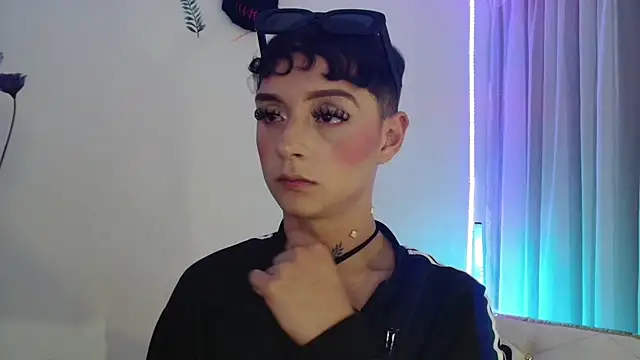 Snapshot of David_Fox01 chatting on 09-26-25, 03:10 David Fox01 online show from 09-26-25, 03:10