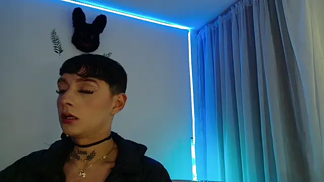 Snapshot of David_Fox01 chatting on 10-02-25, 03:02 David Fox01 online show from 10-02-25, 03:02