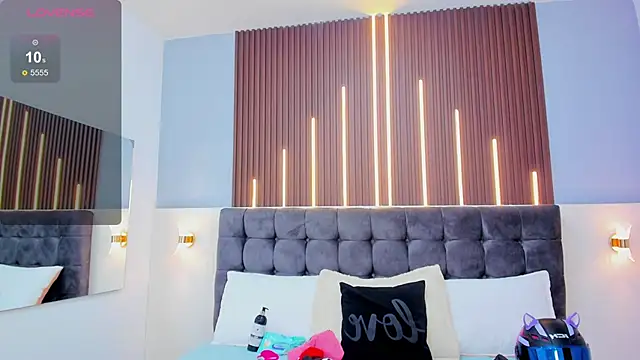 Nathaly  Rosse online show from 11-06-25, 02:45