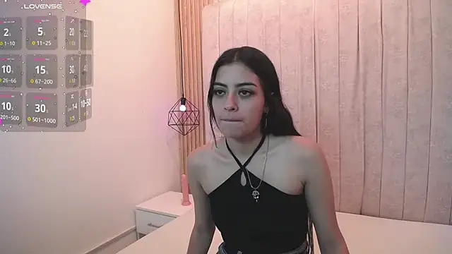 Snapshot of jakeyariana chatting on 10-22-25, 07:57 jakeyariana online show from 10-22-25, 07:57