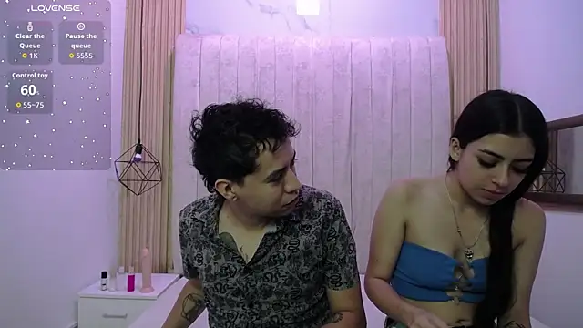 Snapshot of jakeyariana chatting on 10-25-25, 08:25 jakeyariana online show from 10-25-25, 08:25